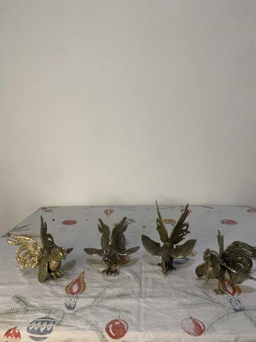 Set de patru buc cocos din fier decor