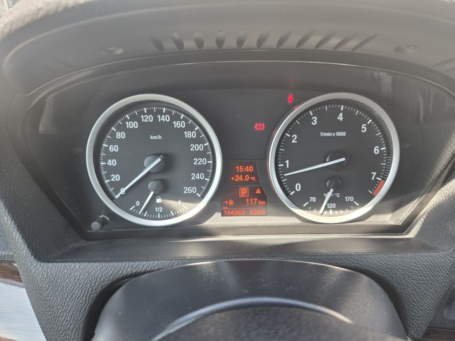 Продаем БМВ Х6, 2013г.в.