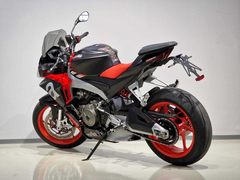 Motocicleta Aprilia Tuono 660 2022