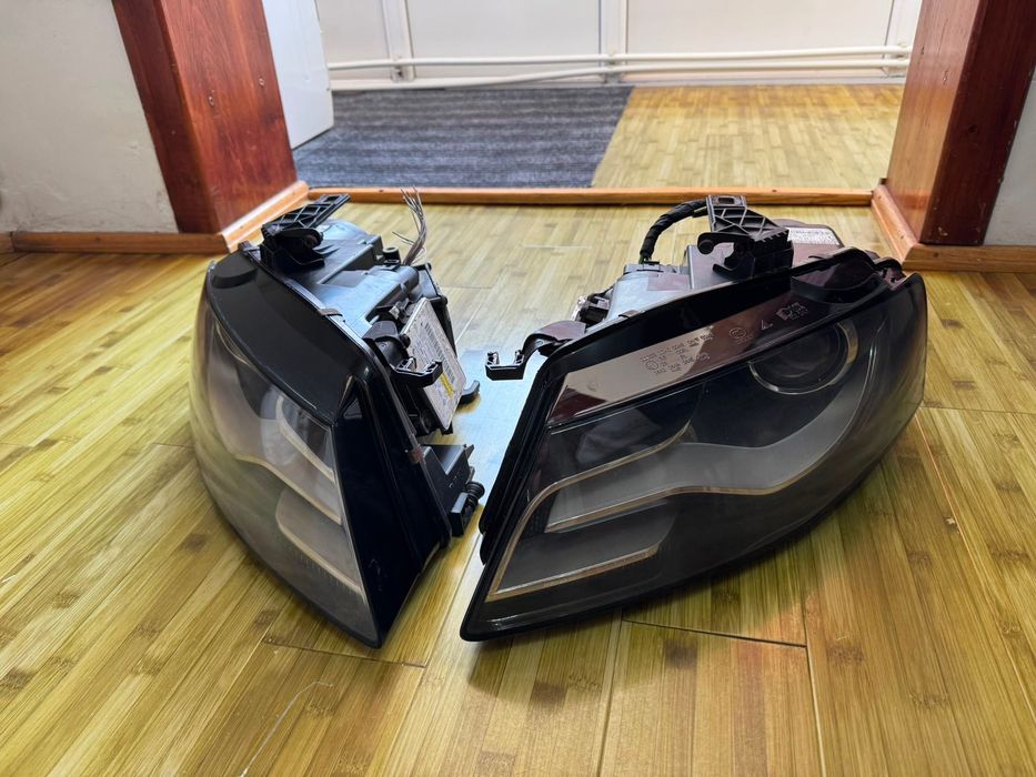 Faruri Bi-Xenon Audi A4 B8 (2008-2011) Originale OEM - Set Stânga + Dreapta