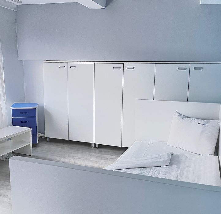 4 camere | 3 dormitoare, 2 băi, living, bucatarie, Revus Iris