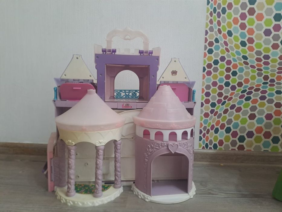 Детский Замок с игрушками