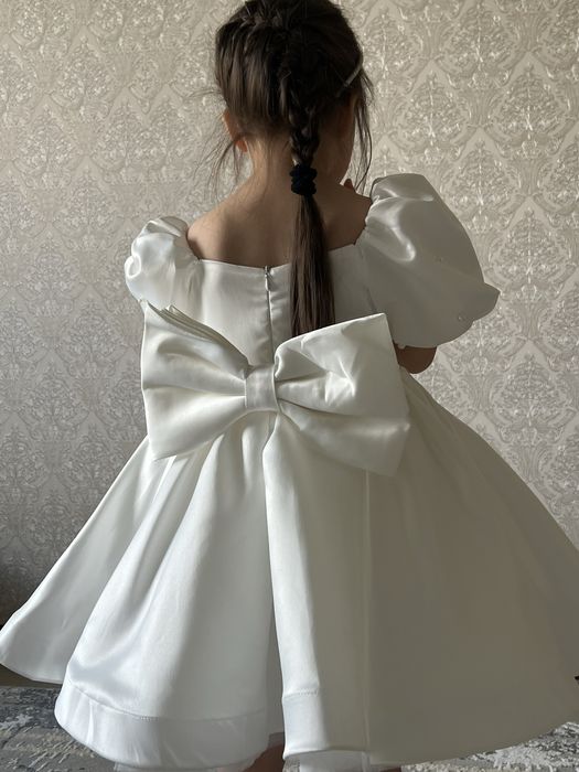 прокат детских платьев