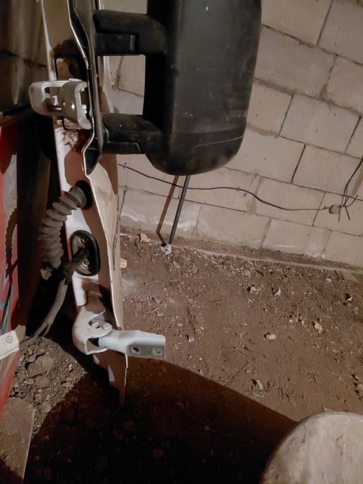 Дверь на Газель некст