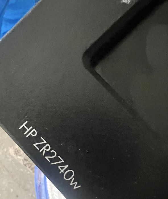 Monitor / minitoare defecte pe 27, 9 bucati hp si dell