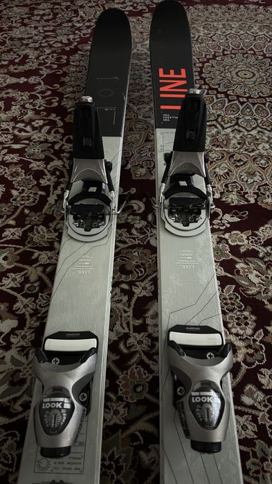 Срочно продам лыжи легендарного чемпиона X Games Tom Wallisch Pro