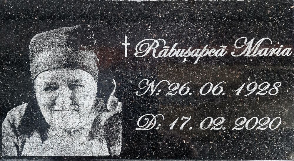 Fotogravura pe granit , felinare gravate , mese personalizate  cimitir
