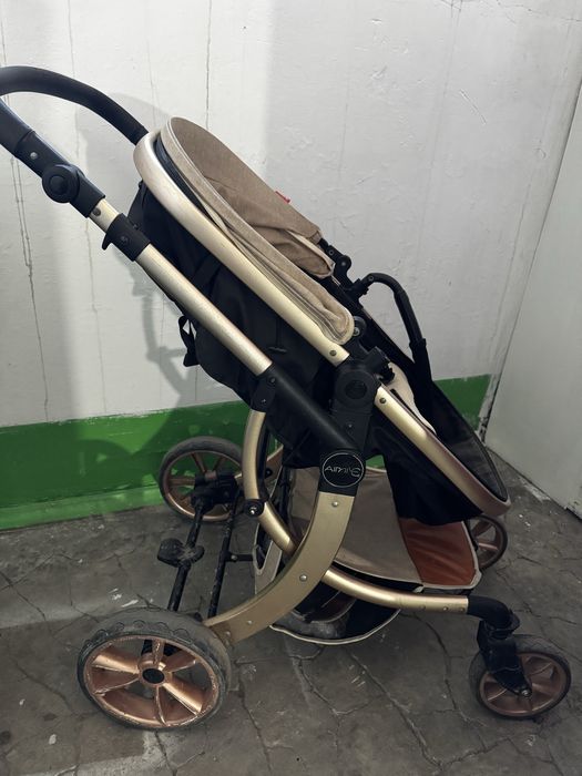Продам коляску прогулочная