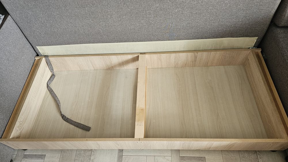 Угловой  раскладной диван ..