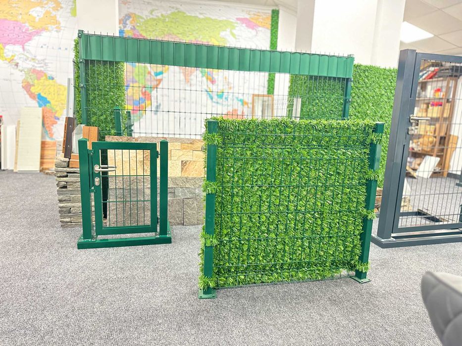 Жив плет, Мрежа с декорация с UV защита и 42х42 мм отвори - ВНОСИТЕЛ