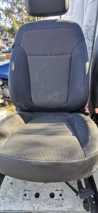 Салон за " Astra-J " след 2011 г. комби