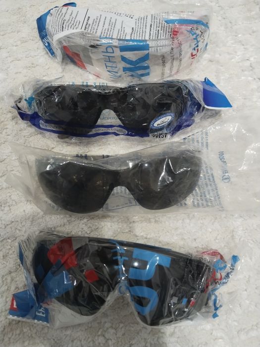 Продам очки перчатки Сиз