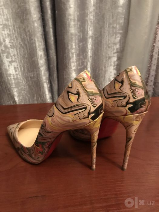 Продам туфли Christian Louboutin