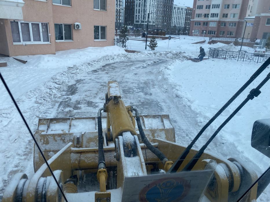 Услуги погрузчика погрузчик самосвал