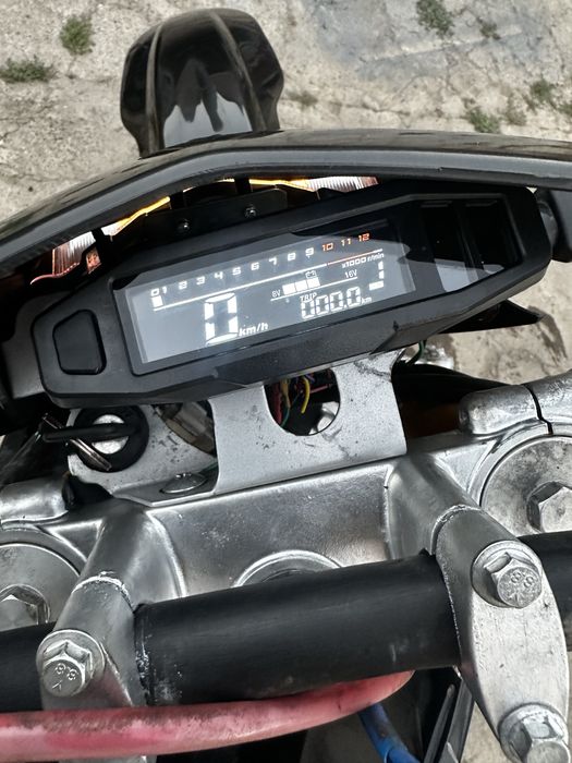 Эндуро мтоцикл 4-клапа