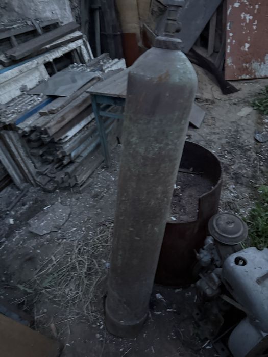 продам кислородный балон