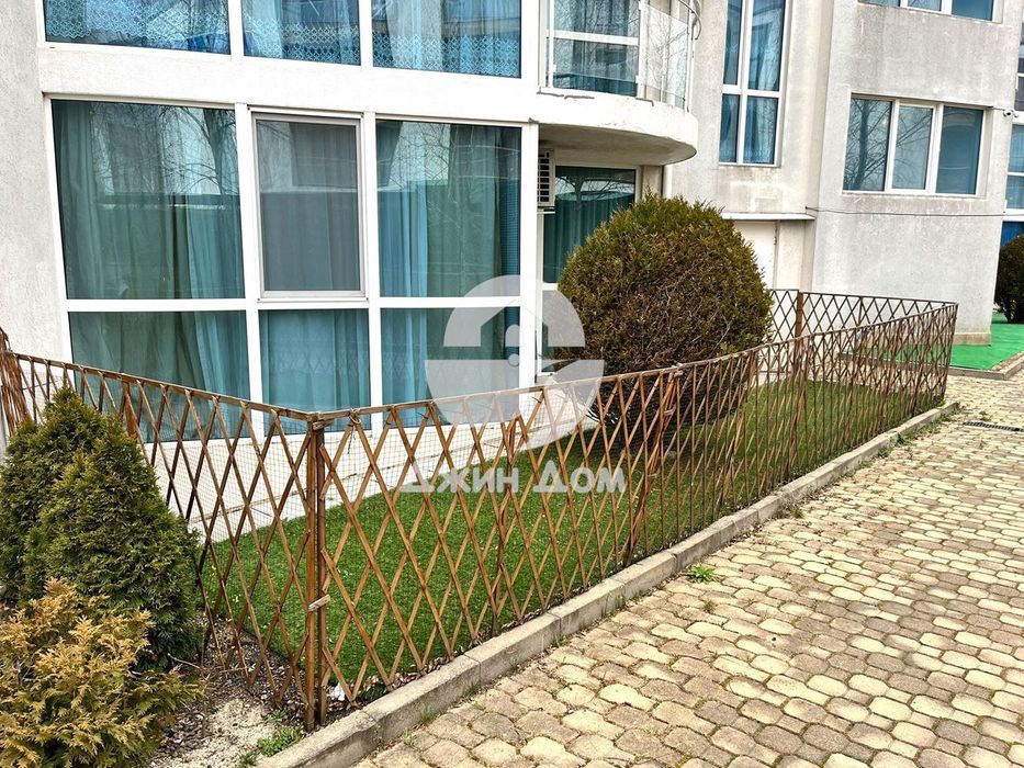 Продава се Двустаен апартамент в Бургас, Сарафово - 52 кв.м за 1030 €/кв.м - Снимка #5