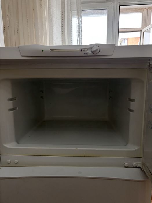 Продам холодильник б/у 15 000 тг