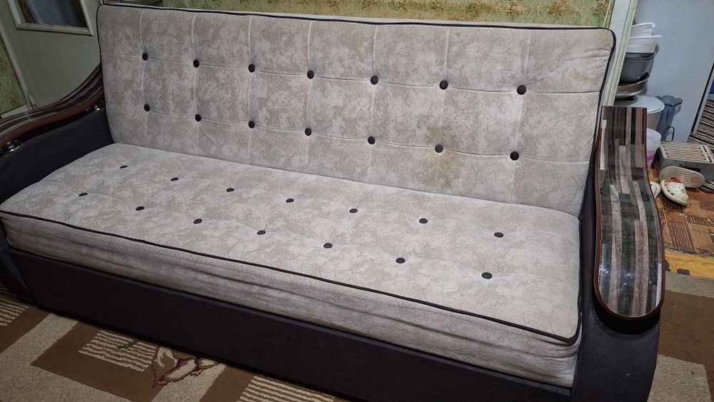 Диван 2 кресла  среднее состояние