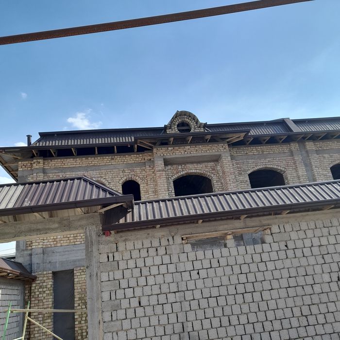 Том ёпамиз келишилган нархда  эски томларни ремон киламиз