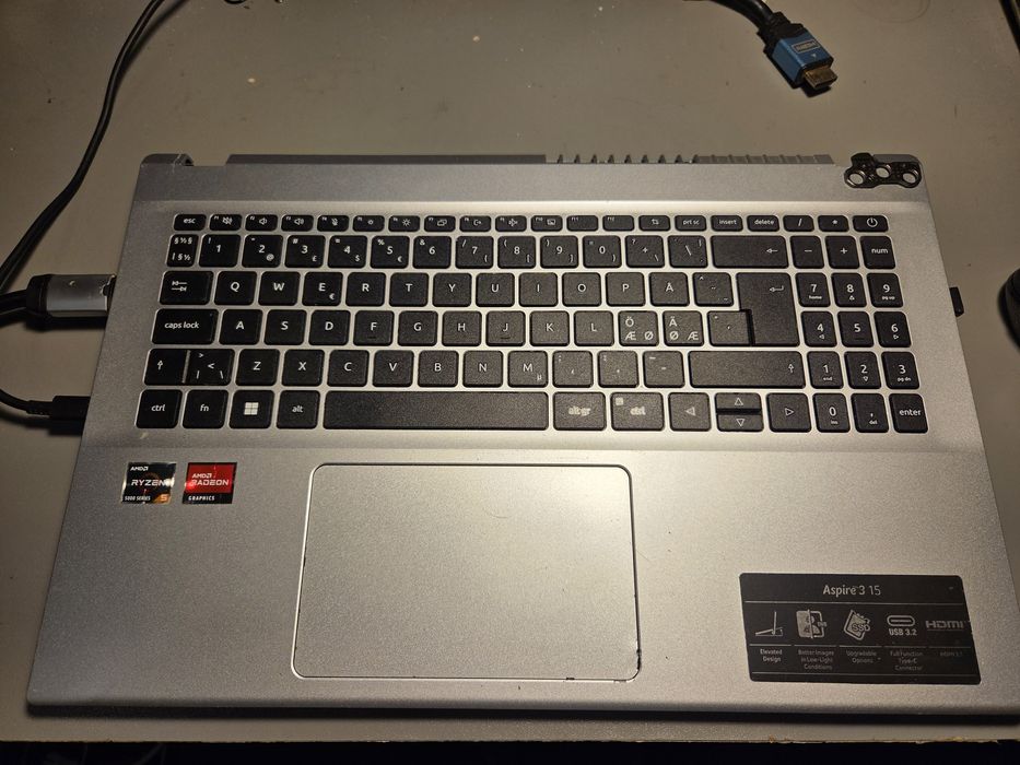 R5 5500U 16GB DDR4 120gb