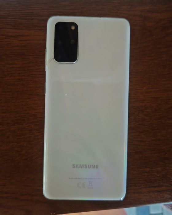Vand Samsung  S20 Plus 128 GB ,8 G B
