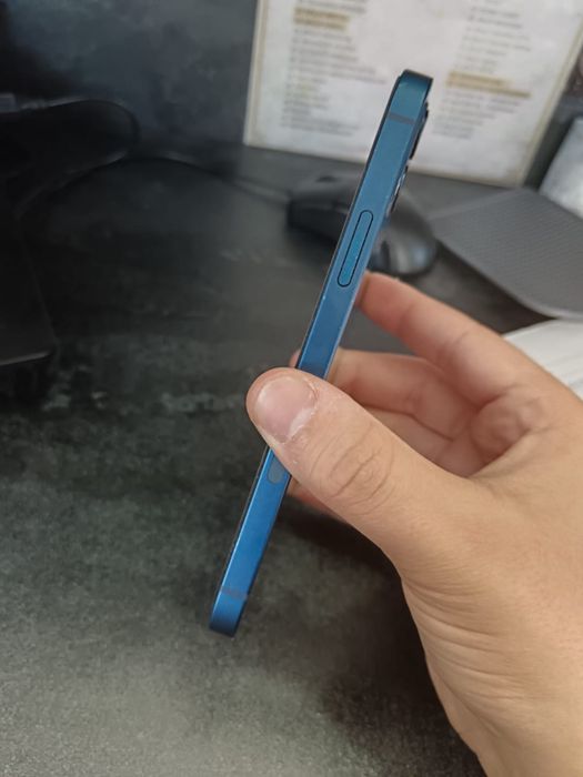 Iphone 12 stocare 64gb