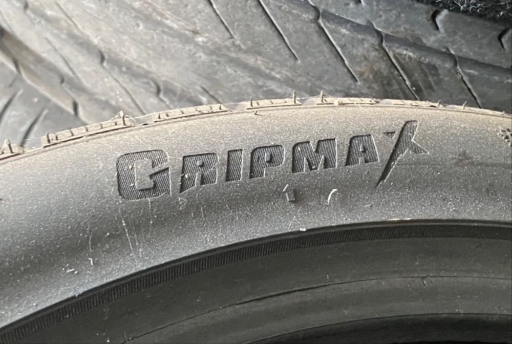 Зимни гуми Gripmax спорт пакет 275/35/21 на 315/30/21