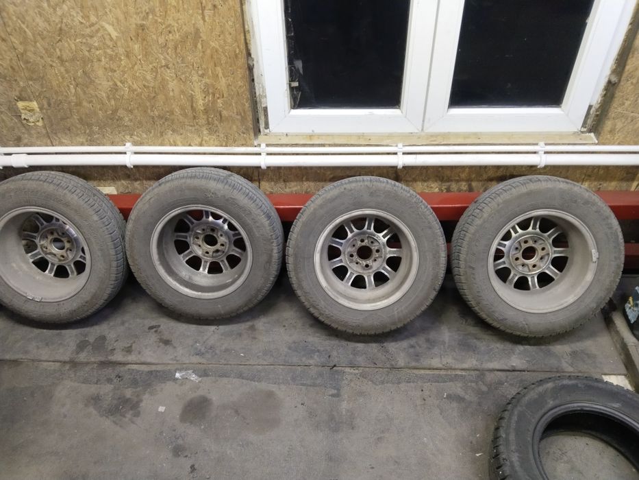 Продам 13 диски резина Нова диски ровные