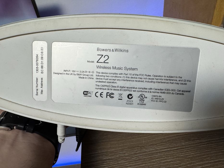 Bowers & wilkins z2 dock boxa