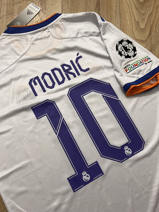Tricou de fotbal Real Madrid finala champions league 2022 Modric 10 Adidas nou Marime L
