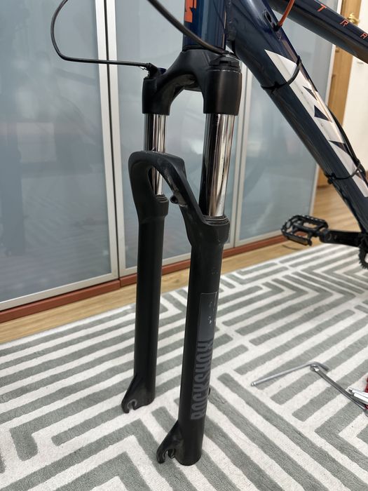 Продам вилку RockShox judy silver 100mm