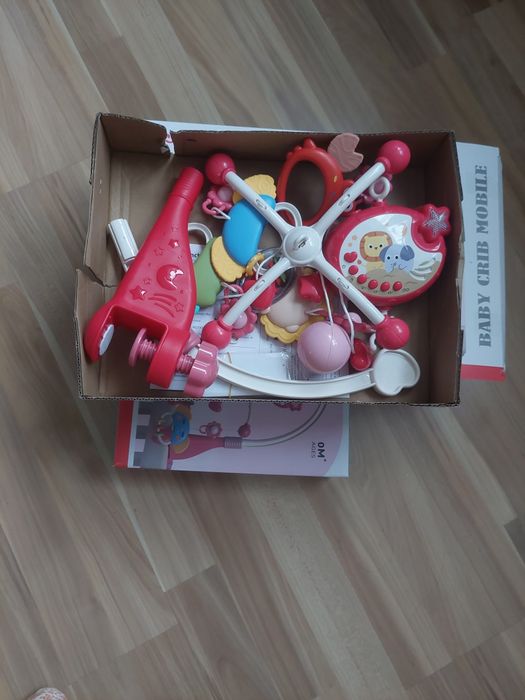 Музикална въртележка за легло или кошара