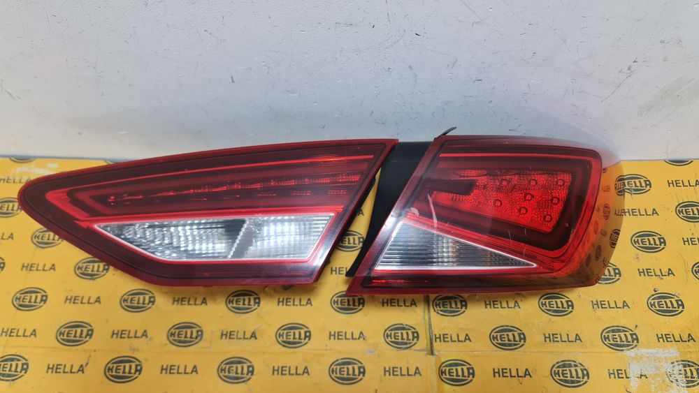 Lampa tripla stop bec led Seat Leon 3 III 5F  2012+ 5F0945208E 5F0945308D