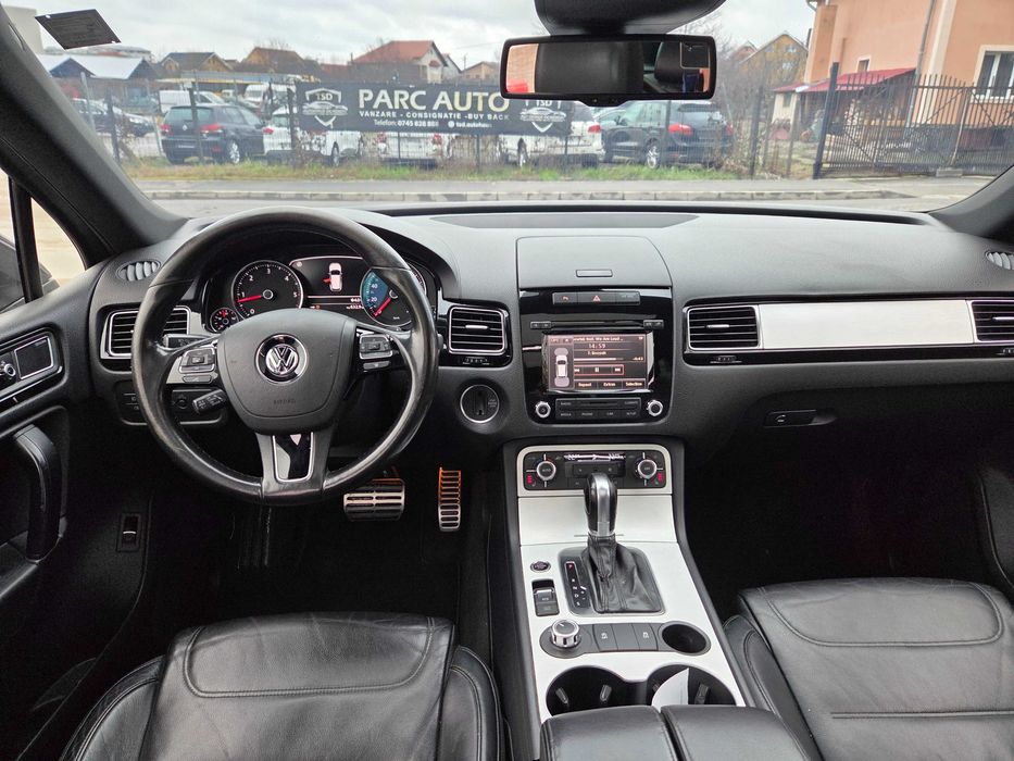 Volkswagen Touareg 2011 3.0tdi[casa] E5 DSG panoramic carlig 9990eu