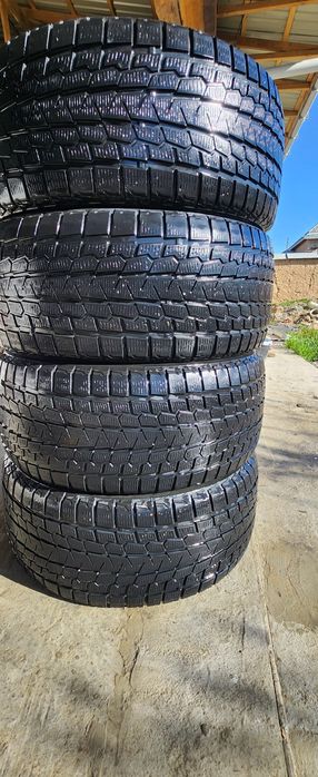 Продам Шины от Lexus LX570 20-размер