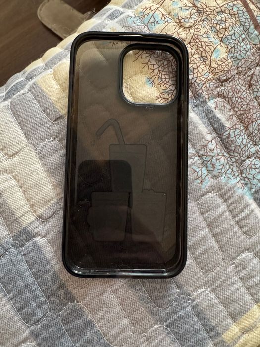 Продаются чехлы на айфон 15 про Макс