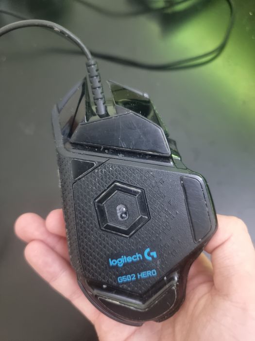 Mouse Logitech model G502 hero