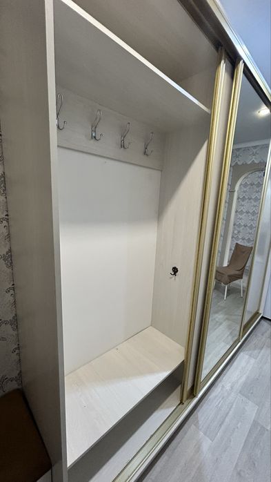 прихожая + комод