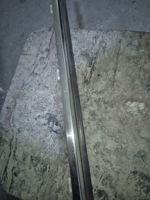 Продам молдинг на Тойота камри