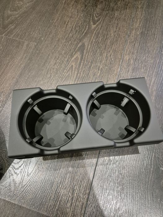 E46 е46 къп холдър