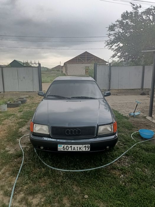 Продам Ауди с4 объем 2.3