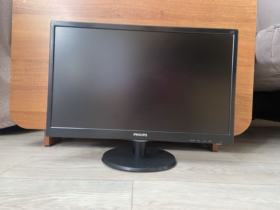 Монитор PHILIPS 22 дюйма