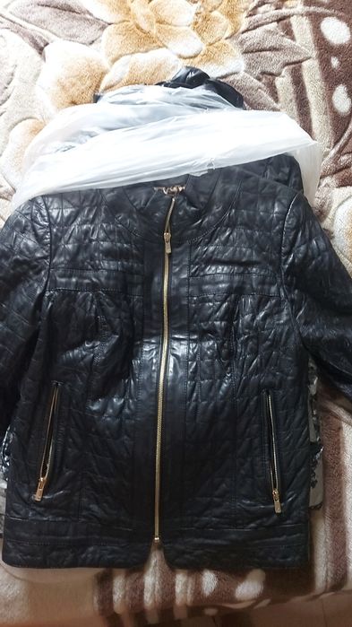Куртки кожа и пух