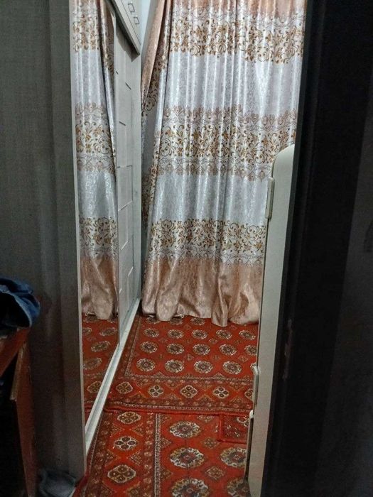 Срочно...Сергели 5да 3-метро ёнида 1 хона 1-этажда