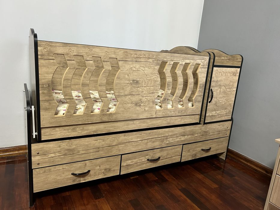 Детская кровать 2 в 1 и шкафчик