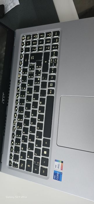 Laptop Aspire 5 A515  generatia 11 i7 ssd  2T  15.4 stare 9/10
