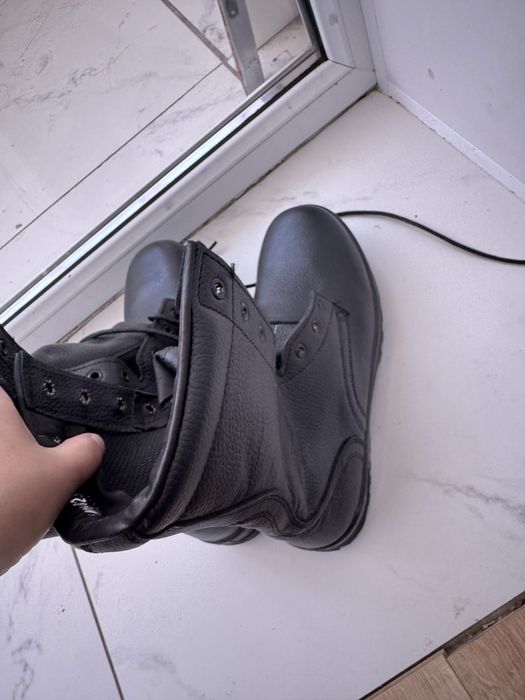 Продам берцы 45 размер