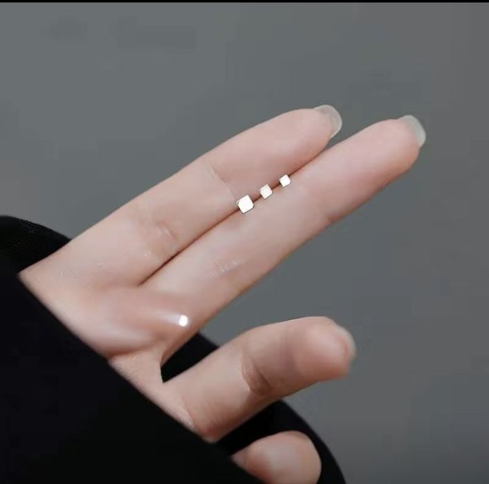 Гвоздики серебро