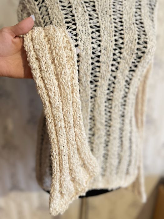 Pulover tricotat S nou